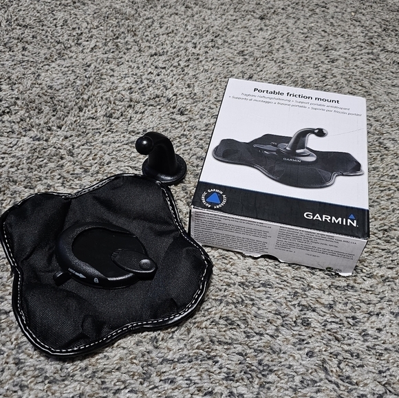 Garmin GPS Portable Friction Mount - Picture 2 of 7